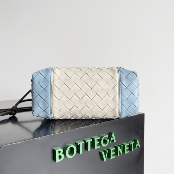 Bottega Veneta(loop)
