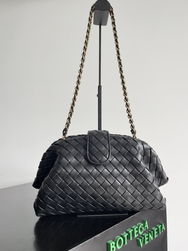 Bottega Veneta(LAUREN  CLUTCH)