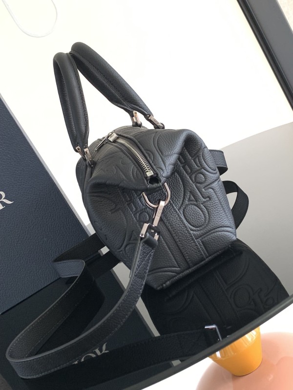 Dior(Weekender 25)
