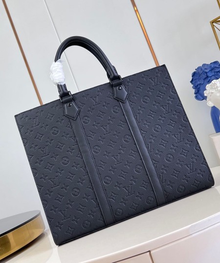 Louis Vuitton( Sac Plat 24H)