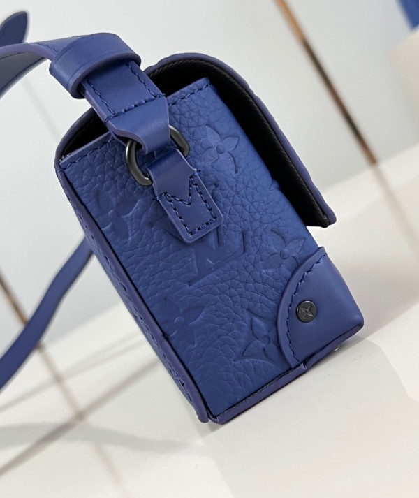 Louis Vuitton(Steamer)