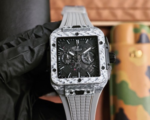HUBLOT