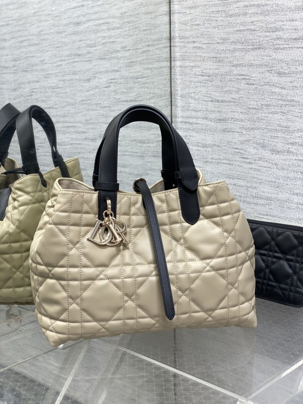 Dior(Toujours)