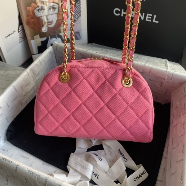 Chanel(24b)