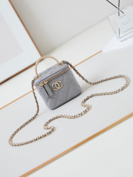 Chanel(24B)