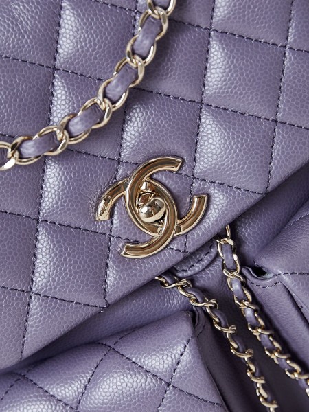 Chanel(24B)