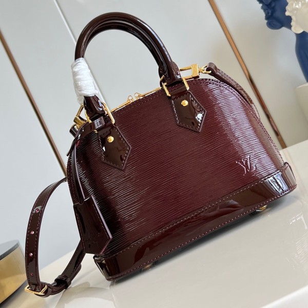 Louis Vuitton(Alma BB )