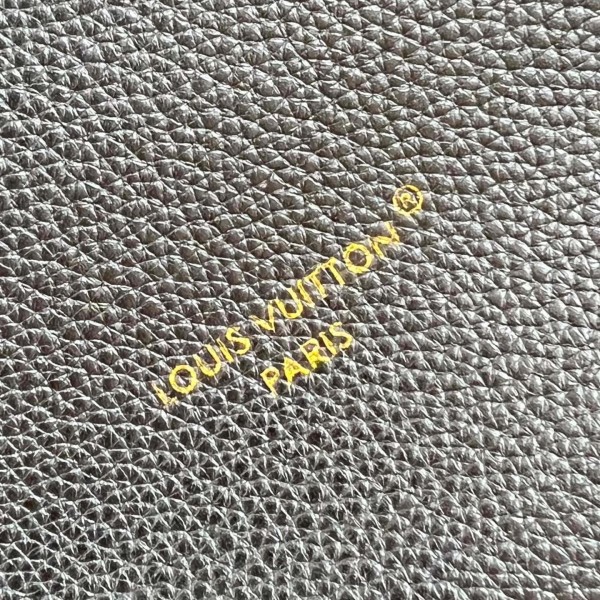 Louis Vuitton(Neverfull Bandoulière Inside Out BB)