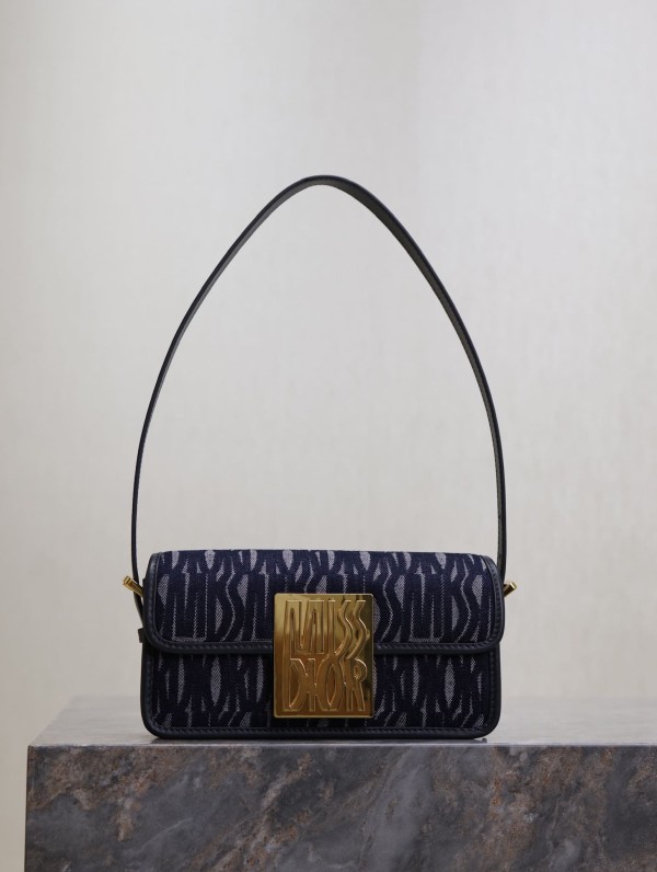Dior( Miss Dior)