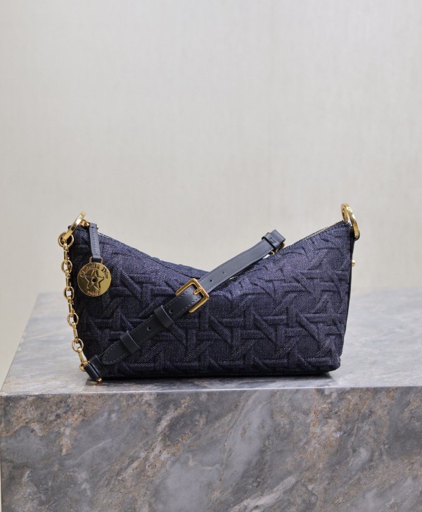 Dior( Diorstar Hobo )