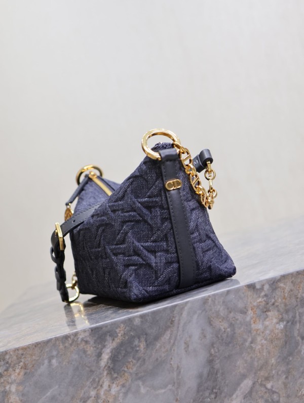 Dior( Diorstar Hobo )