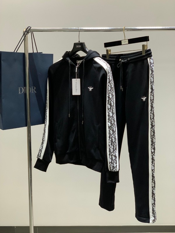 DIOR