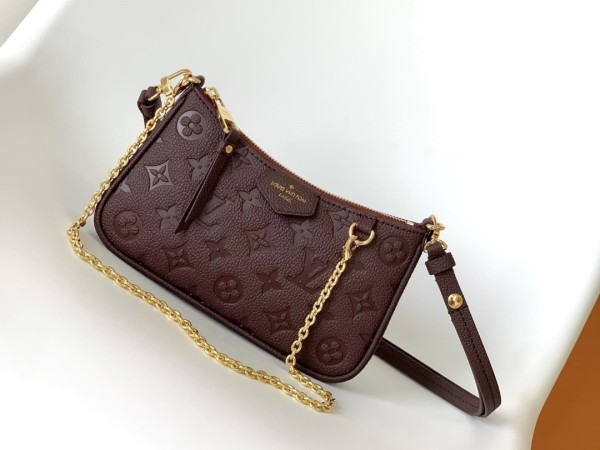 Louis Vuitton(Easy Pouch On Strap)