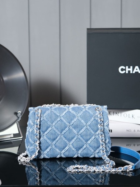 Chanel(24s)