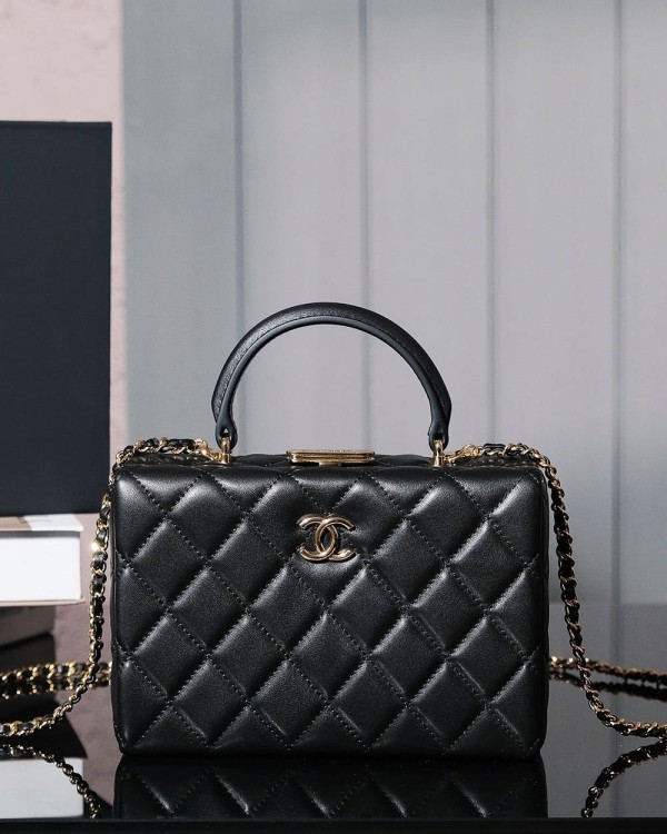 Chanel(25A)