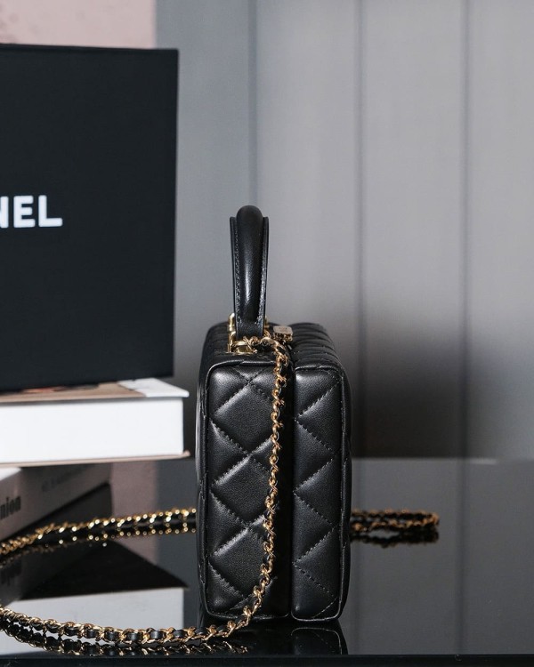 Chanel(25A)