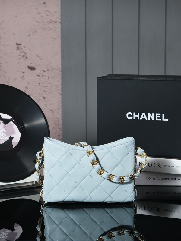 Chanel(24k hobo)