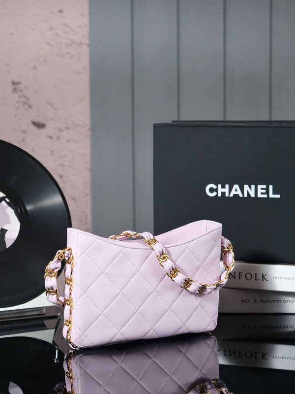 Chanel(24k hobo)