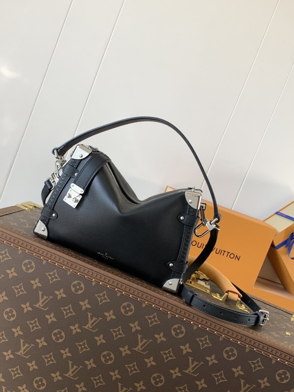 Louis Vuitton(Side Trunk)