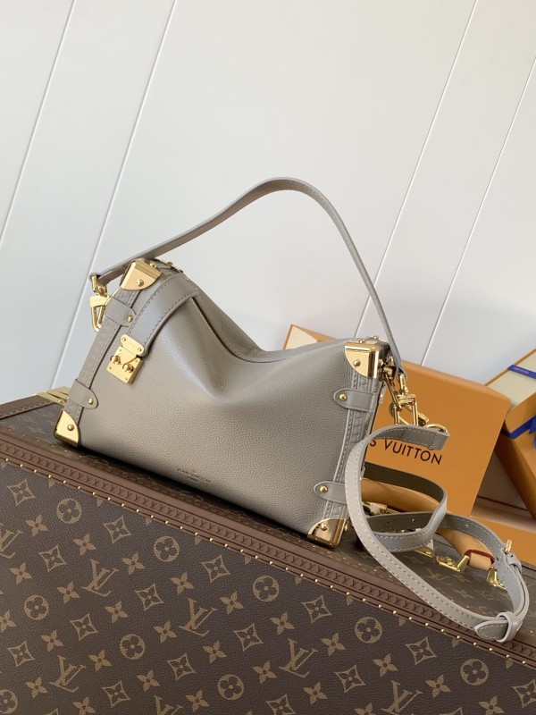 Louis Vuitton(Side Trunk)