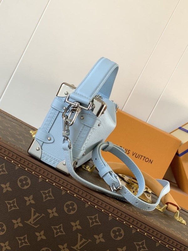 Louis Vuitton( Side Trunk )